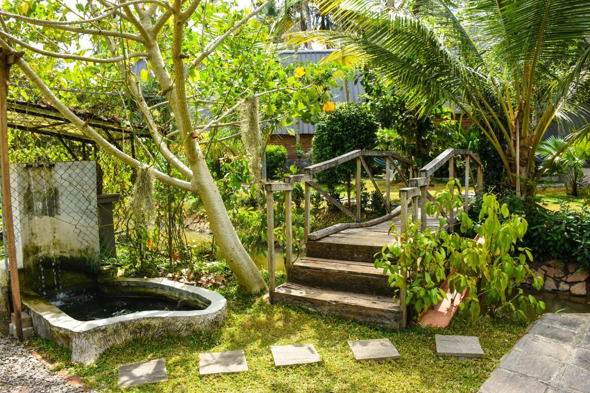 Steps Garden Resort Negombo Exterior foto