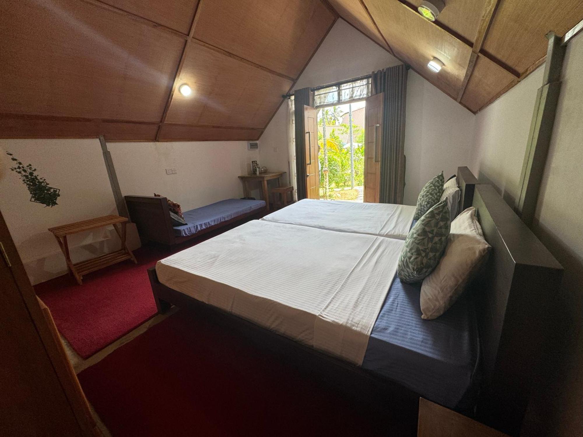 Steps Garden Resort Negombo Exterior foto