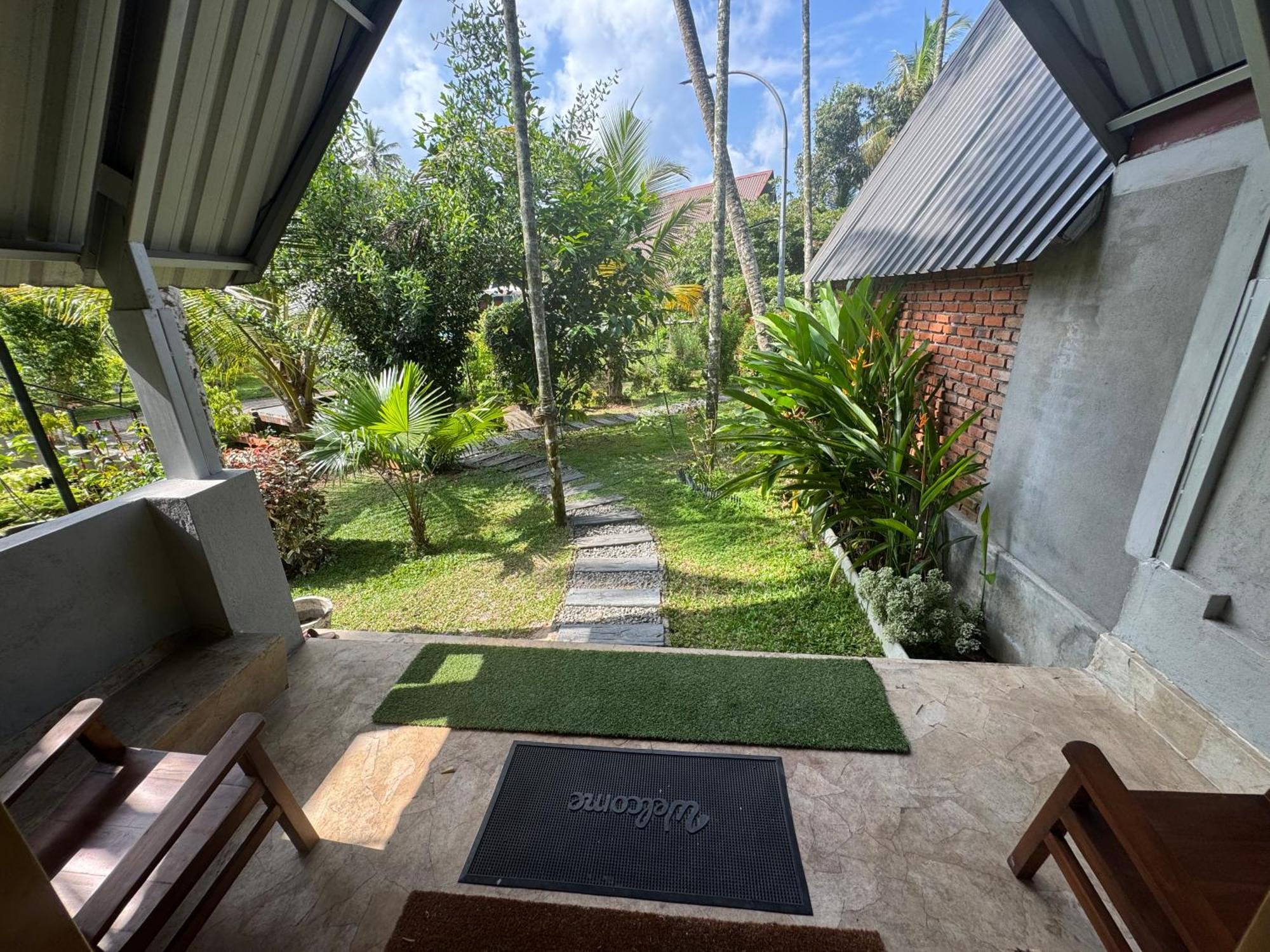 Steps Garden Resort Negombo Exterior foto